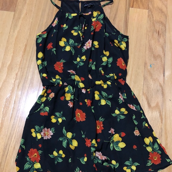 Floral spring romper AS U WISH size small 💐 - Picture 5 of 5